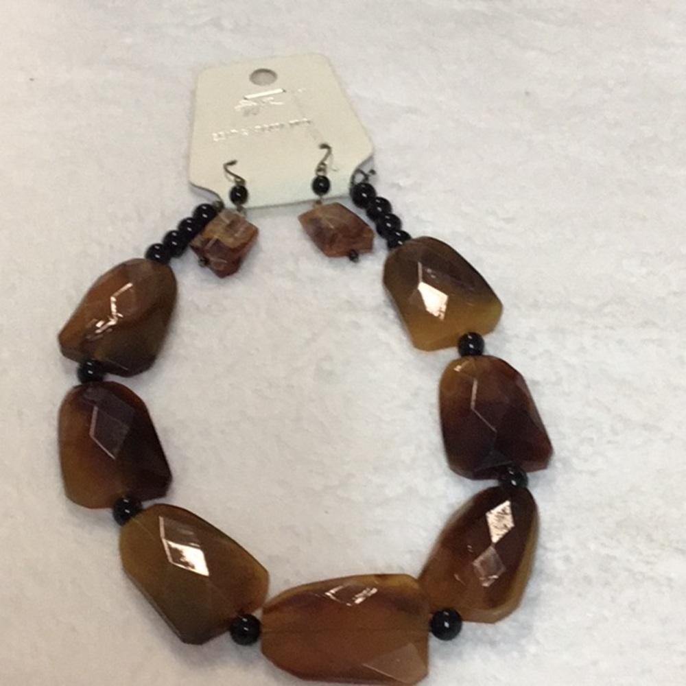 Necklace And Earring Set